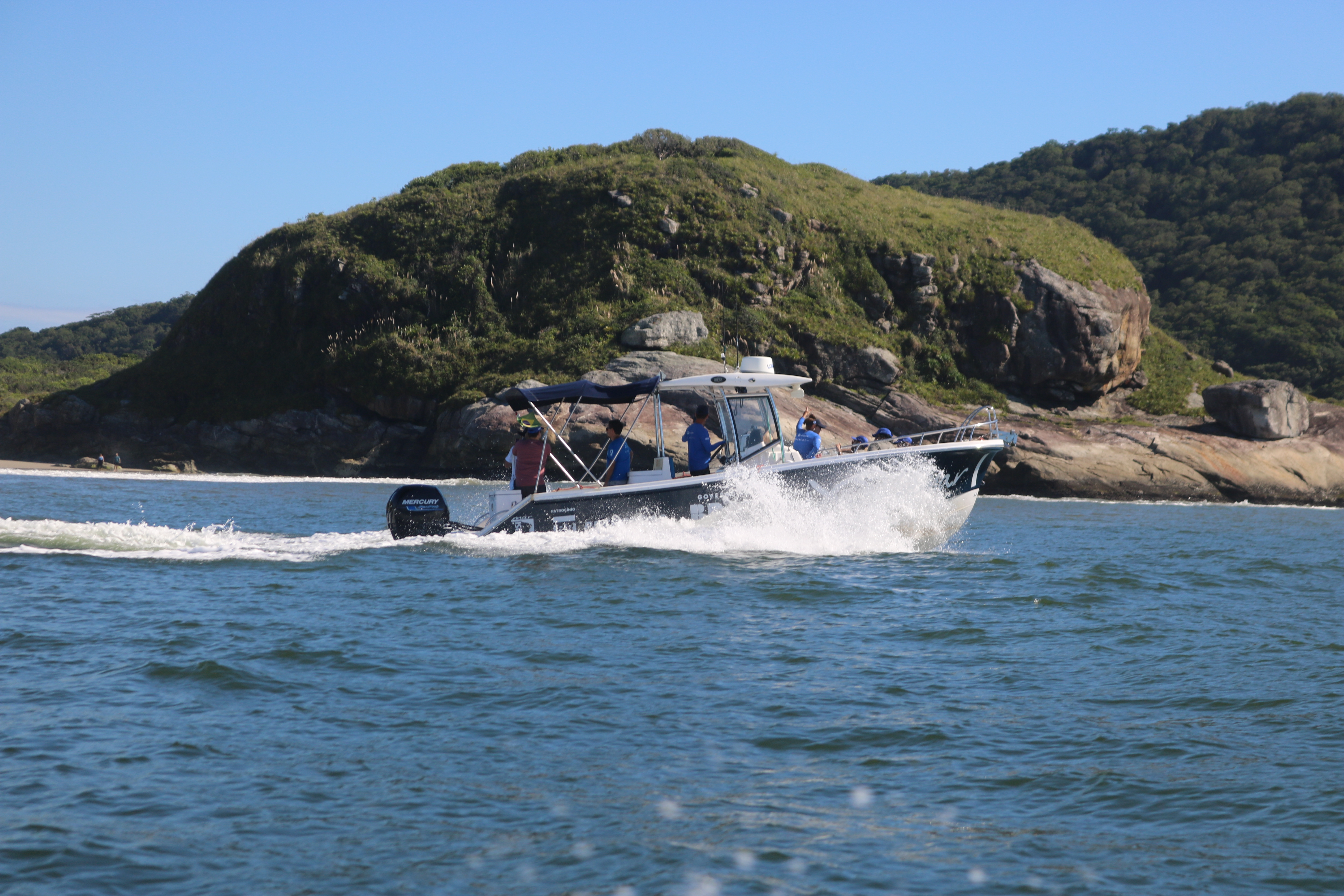 Coleta de microplásticos integra a agenda do IURC no Litoral do Paraná;
