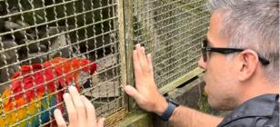 Policial Guilherme Dias combate o tráfico de animais no Brasil