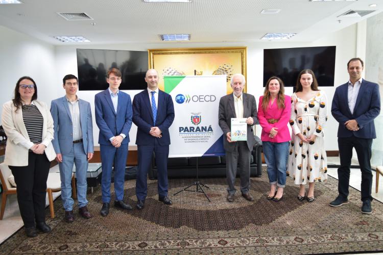 Relatório da OCDE ao Paraná